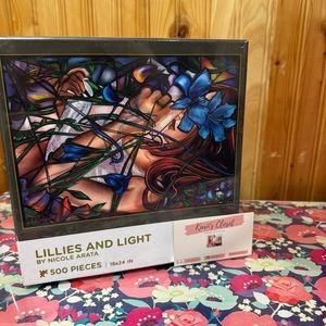 Lillies and Light 500 Piece Puzzle